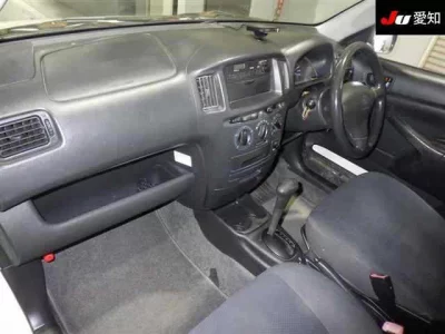 Toyota PROBOX  с аукциона в Японии