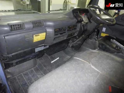 Nissan TRUCK  с аукциона в Японии