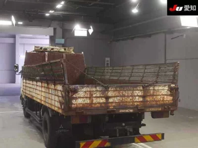 Mitsubishi FUSO TRUCK  с аукциона в Японии