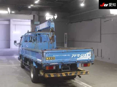 Isuzu ELF  с аукциона в Японии
