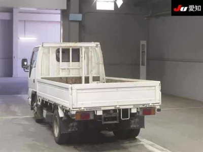 Isuzu ELF  с аукциона в Японии