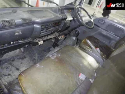 Isuzu ELF  с аукциона в Японии