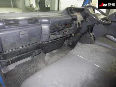Isuzu TRUCK  с аукциона в Японии