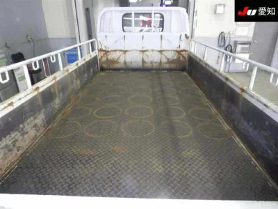 Isuzu ELF  с аукциона в Японии