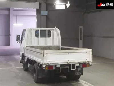 Isuzu ELF  с аукциона в Японии