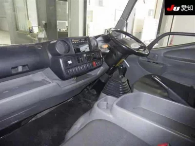 Hino DUTRO  с аукциона в Японии