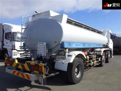 Nissan QUON  с аукциона в Японии