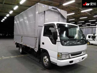 Isuzu ELF  с аукциона в Японии