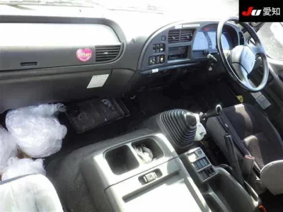 Isuzu FORWARD  с аукциона в Японии