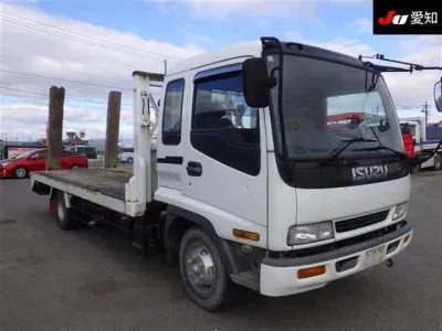 Isuzu FORWARD  с аукциона в Японии