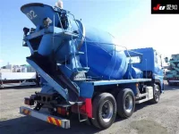 Nissan UD SERIES лот № 8638 оценка 3  с аукциона в Японии 1