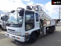 Isuzu FORWARD лот № 8592 оценка 3.5  с аукциона в Японии 3