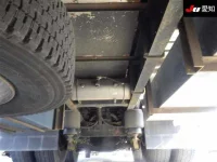 Nissan QUON лот № 8647 оценка 3.5  с аукциона в Японии 9