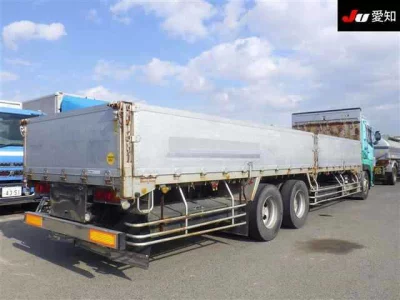 Nissan QUON  с аукциона в Японии