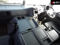 Mitsubishi SUPER GREAT лот № 8646 оценка 3  с аукциона в Японии 2