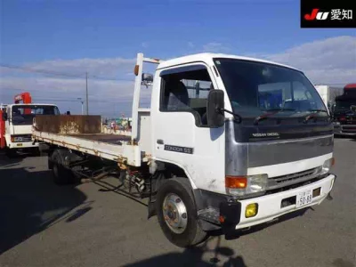 Nissan TRUCK  с аукциона в Японии