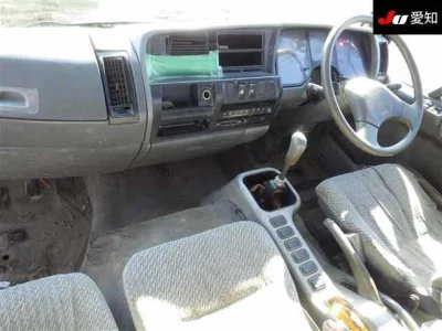 Mitsubishi FUSO TRUCK  с аукциона в Японии