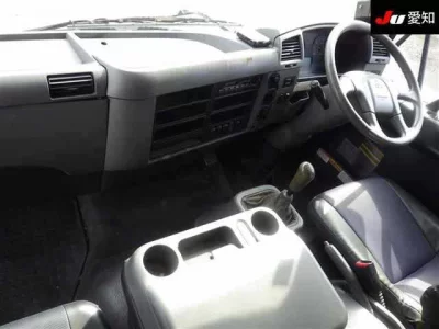 Mitsubishi FUSO FIGHTER