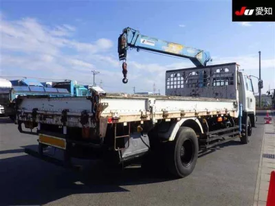 Isuzu FORWARD  с аукциона в Японии