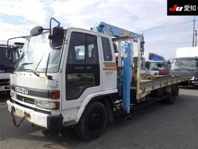 Isuzu FORWARD  с аукциона в Японии