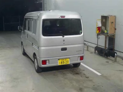 Suzuki EVERY  с аукциона в Японии