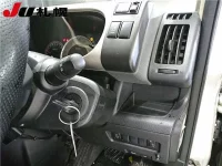 Nissan SERENA лот № 4 оценка 3.5  с аукциона в Японии 3