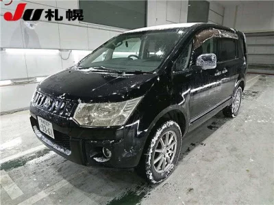 Mitsubishi DELICA D5