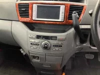 Toyota NOAH лот № 80013 оценка R  с аукциона в Японии 5