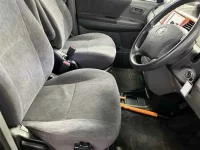 Toyota NOAH лот № 80013 оценка R  с аукциона в Японии 6