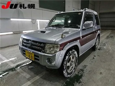 Mitsubishi PAJERO MINI