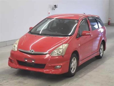 Toyota WISH  с аукциона в Японии