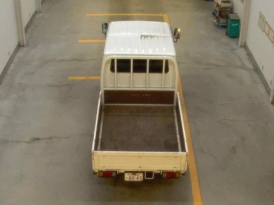 Isuzu ELF  с аукциона в Японии