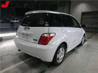 Toyota IST лот № 14 оценка 3.5  с аукциона в Японии 1