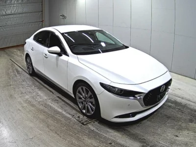Mazda MAZDA3  с аукциона в Японии