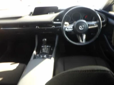 Mazda MAZDA3  с аукциона в Японии