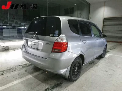 Honda FIT  с аукциона в Японии