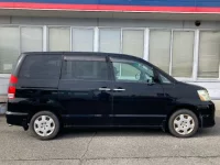 Toyota NOAH лот № 1008 оценка R  с аукциона в Японии 2