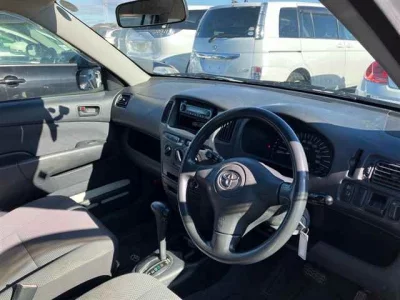 Toyota SUCCEED  с аукциона в Японии