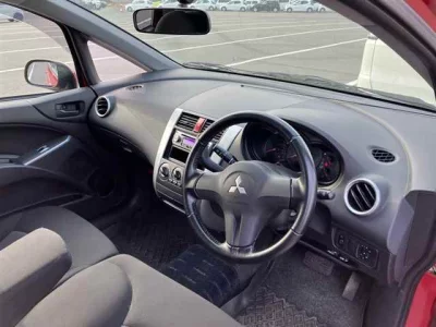 Mitsubishi COLT PLUS