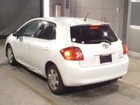 Toyota AURIS лот № 8036 оценка 3  с аукциона в Японии 1