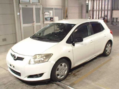 Toyota AURIS  с аукциона в Японии