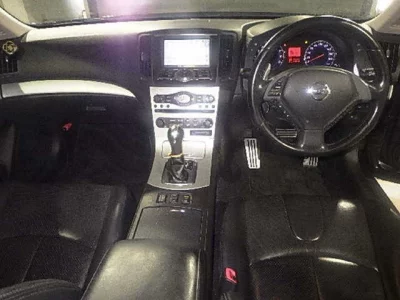 Nissan SKYLINE  с аукциона в Японии