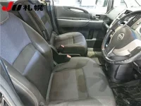 Nissan SERENA лот № 41 оценка 3.5  с аукциона в Японии 4