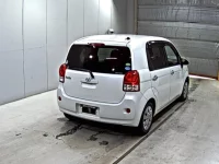 Toyota PORTE лот № 9067 оценка 4  с аукциона в Японии 4