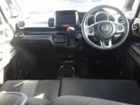 Honda N BOX SLASH лот № 9068 оценка 4  с аукциона в Японии 2