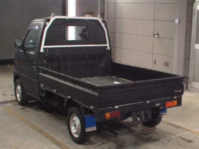 Suzuki CARRY TRUCK  с аукциона в Японии