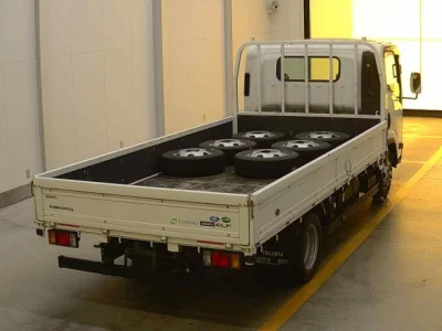Isuzu ELF  с аукциона в Японии