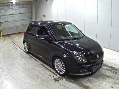 Suzuki SWIFT  с аукциона в Японии