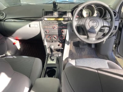 Mazda AXELA  с аукциона в Японии