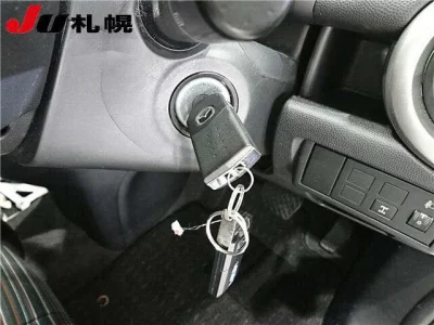 Mazda DEMIO  с аукциона в Японии